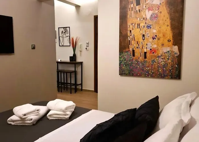 Stay In Athens -Iris